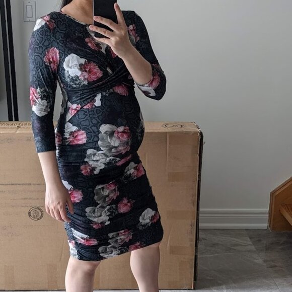 Ripe Maternity Dresses & Skirts - Ripe Maternity Harlow Cross Your Heart 3/4 Sleeve Floral Midi Dress - Small